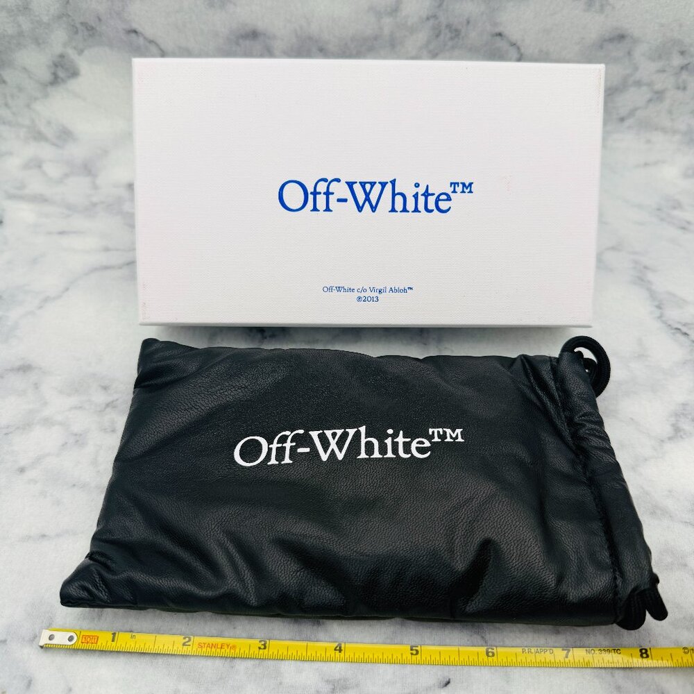 Off-White Sunglasses Case Set, White Boxed, Padded Drawstring Bag,Cleaning Cloth - Picture 4 of 8